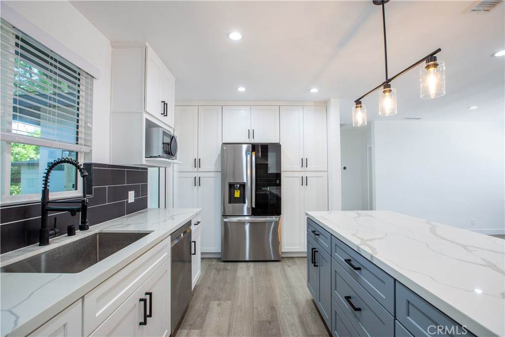 19503 Cantara Street - Photo 1