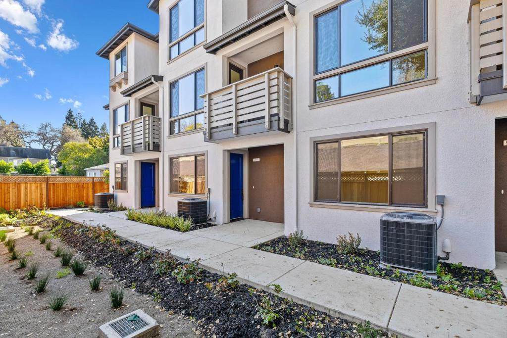 951 Woodside Road - Photo 1