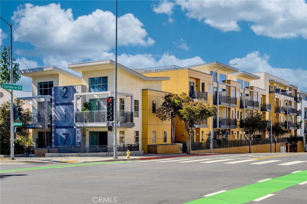 217 Marengo - Photo 1