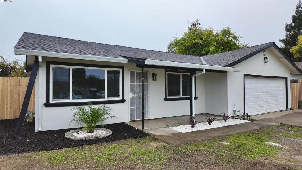 5000 Springfield Way - Photo 1