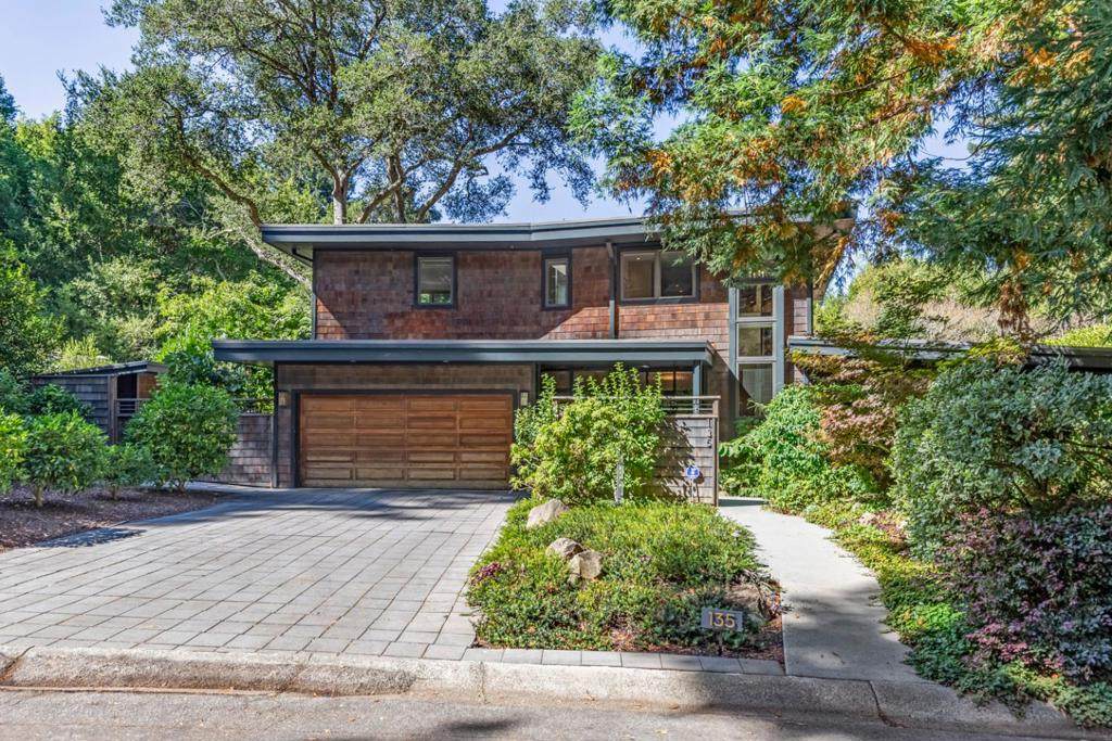 135 Wyndham Drive - Photo 1