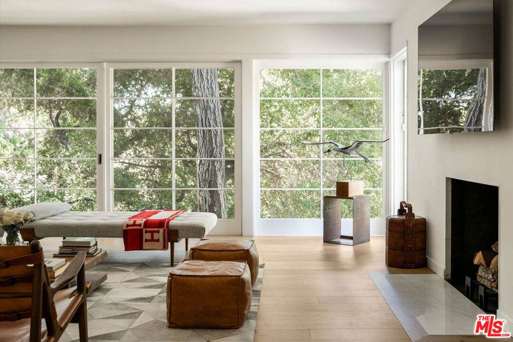 2410 Nichols Canyon Road - Photo 1