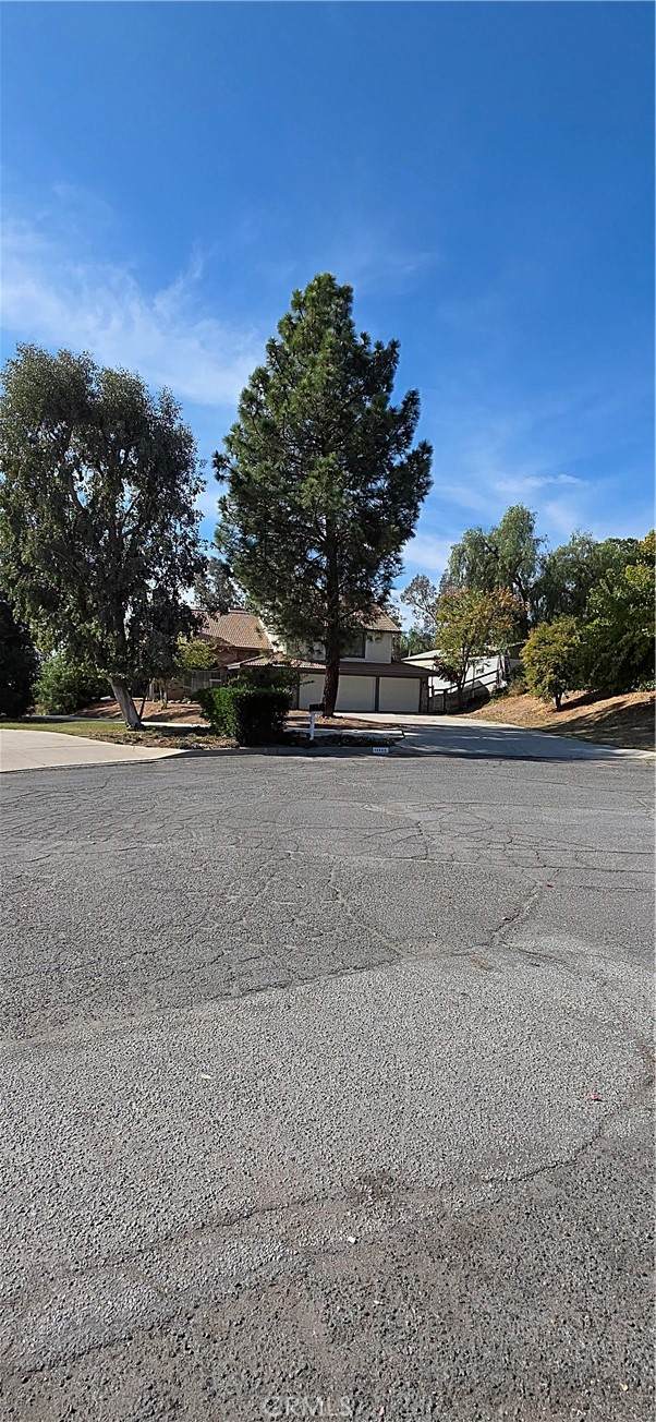 12984 Columbia - Photo 1