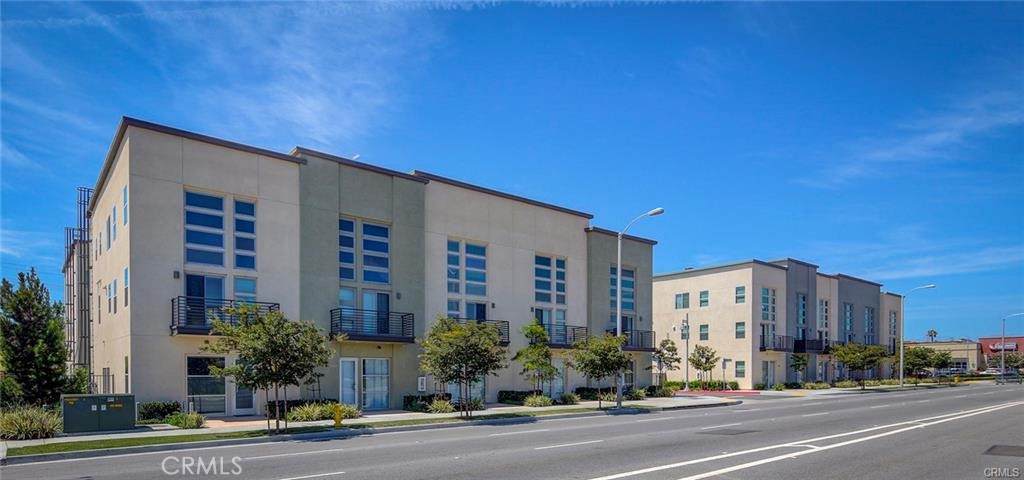1500 Artesia Square - Photo 1
