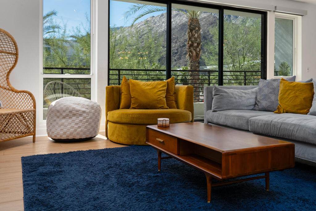 122 Cameron Center Drive - Photo 1