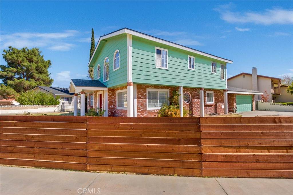 39752 Makin Ave - Photo 1