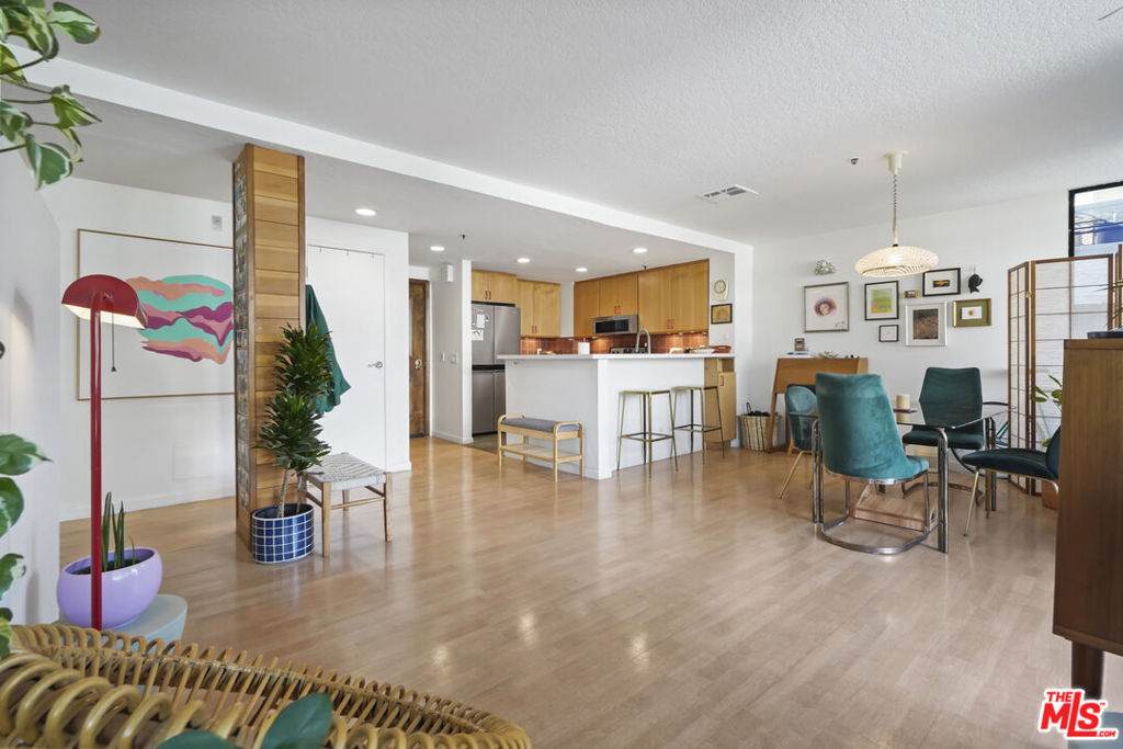 880 1st Street - Photo 1