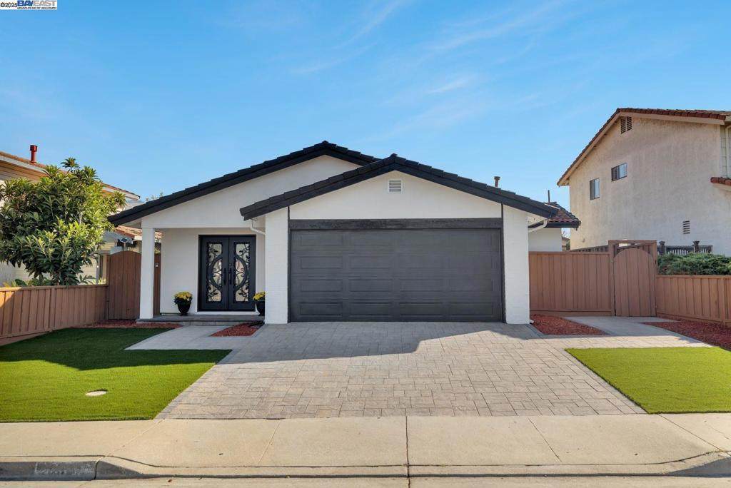 2834 White Acres Dr - Photo 1