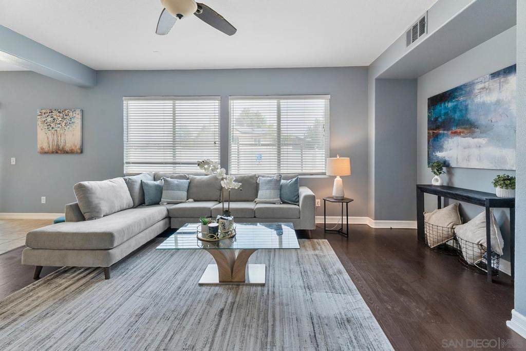 1579 Washington Ave - Photo 1