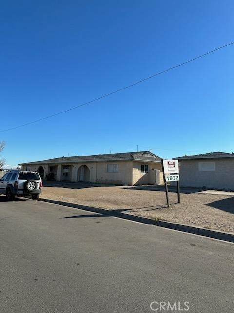 1932 Erin Drive - Photo 1