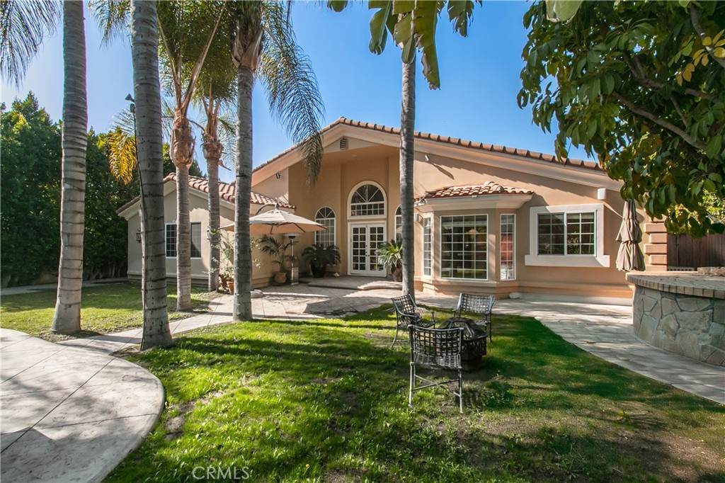 https://bt-photos.global.ssl.fastly.net/socal/orig_boomver_1_403204223-2.jpg