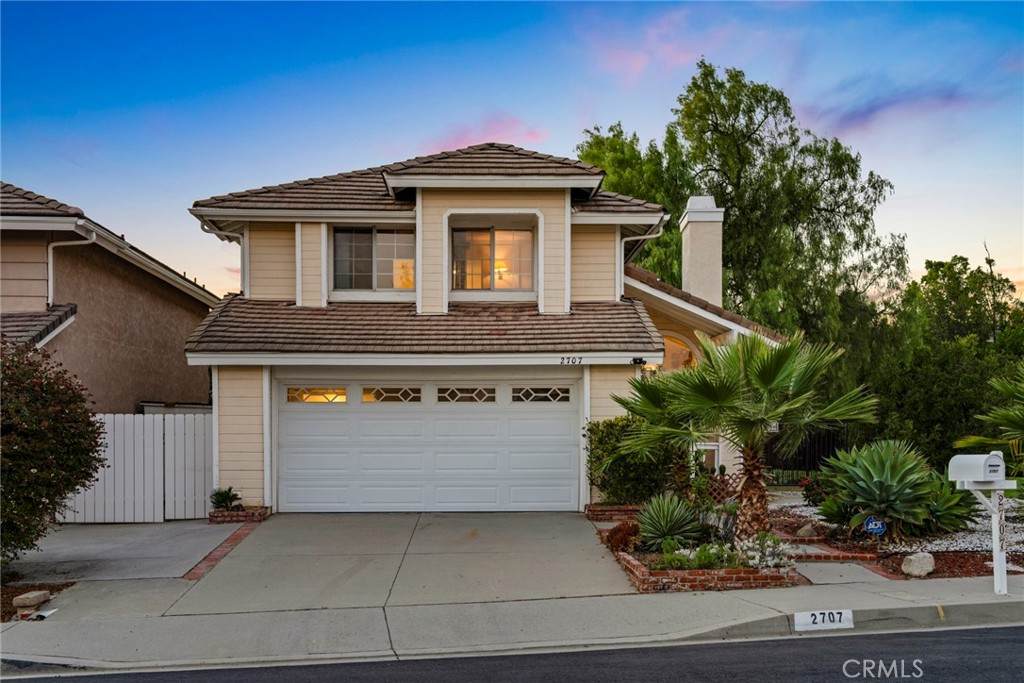 2707 Rockridge Ln - Photo 1