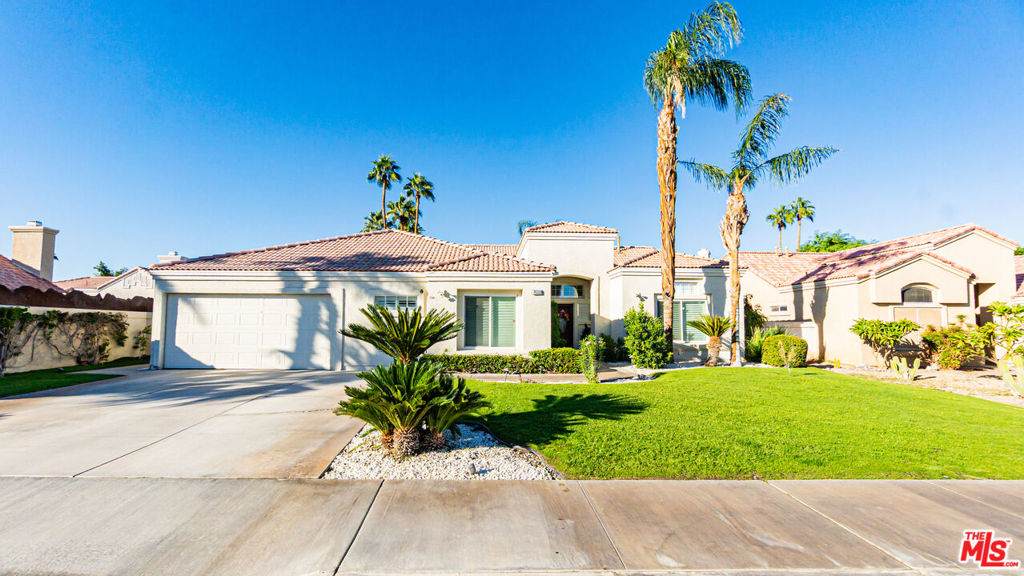 79300 Desert Stream Drive - Photo 1