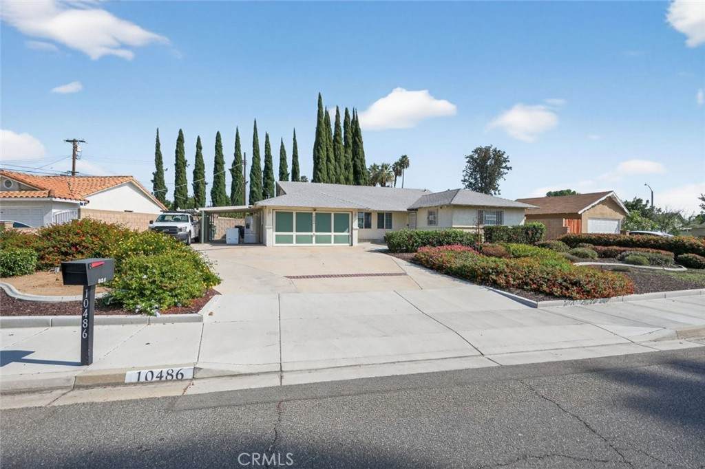 10486 Bonita Avenue - Photo 1