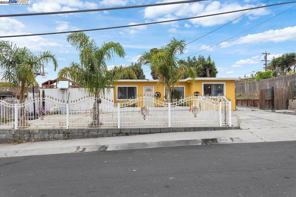 1078 Rachel Rd - Photo 1