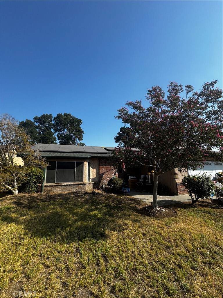 5252 Holland Ave - Photo 1