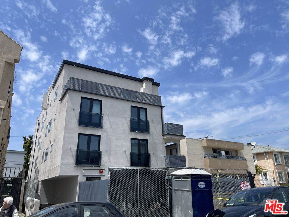 1427 Bedford Street - Photo 1