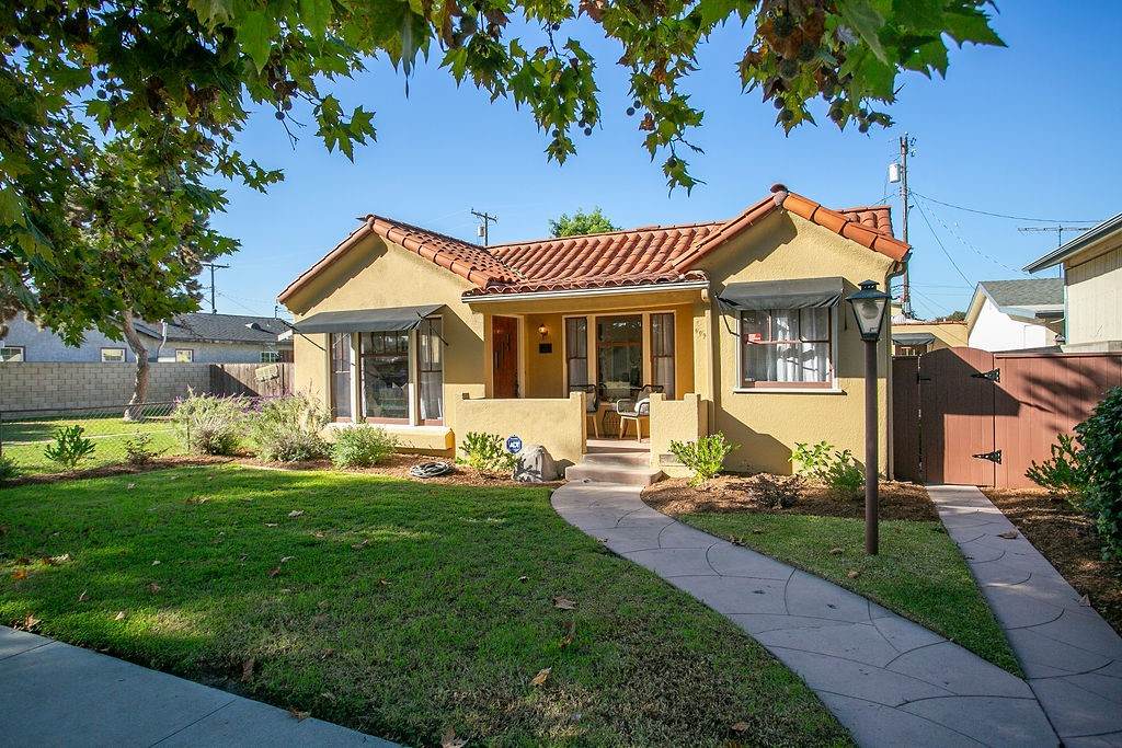 609 Helena Street - Photo 1