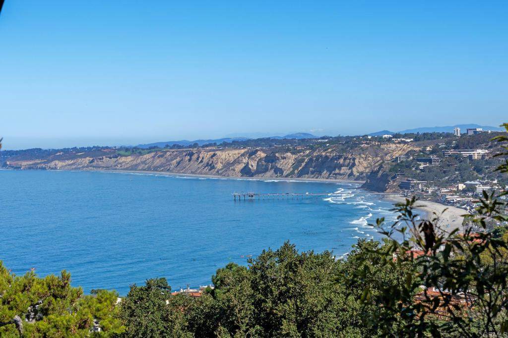 1641 Crespo - Photo 1