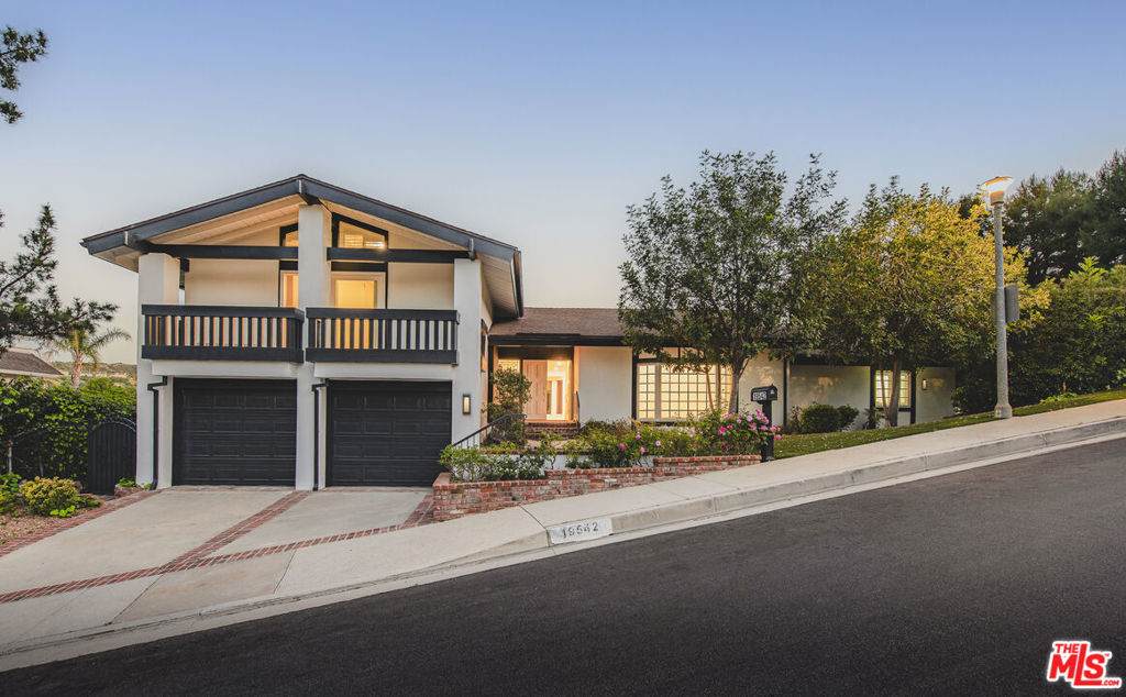 19542 Greenbriar Drive - Photo 1