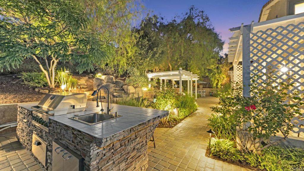 285 Oak Valley Lane - Photo 1