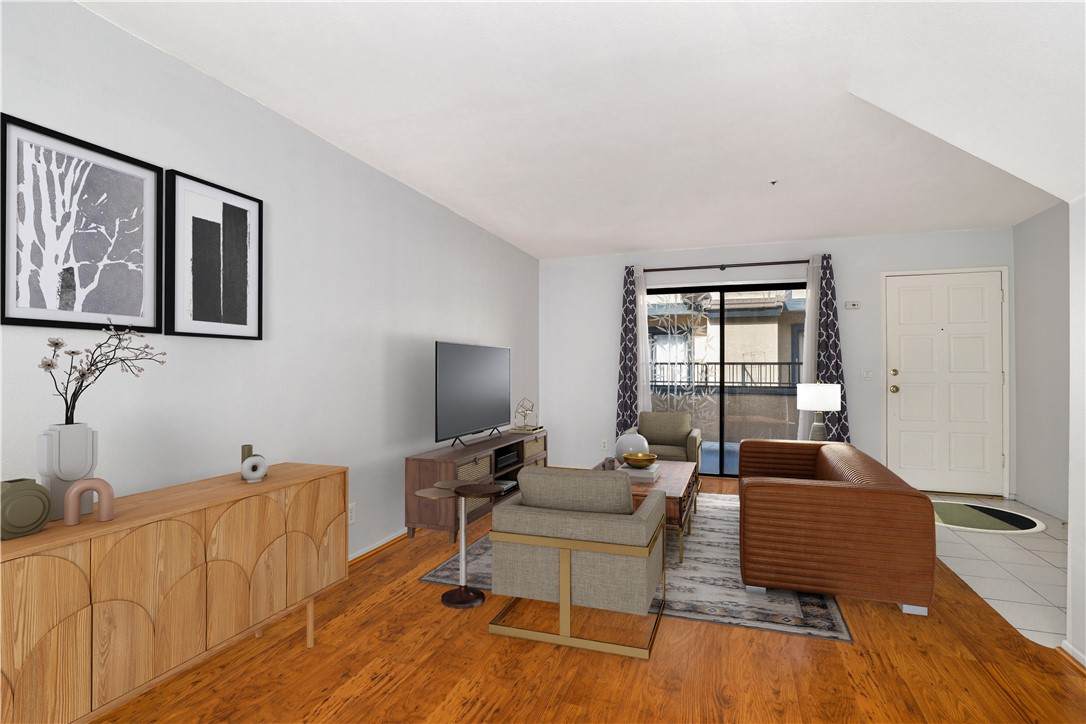 1814 8th Unit L - Photo 1