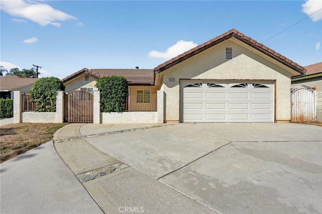 3924 Modesto - Photo 1