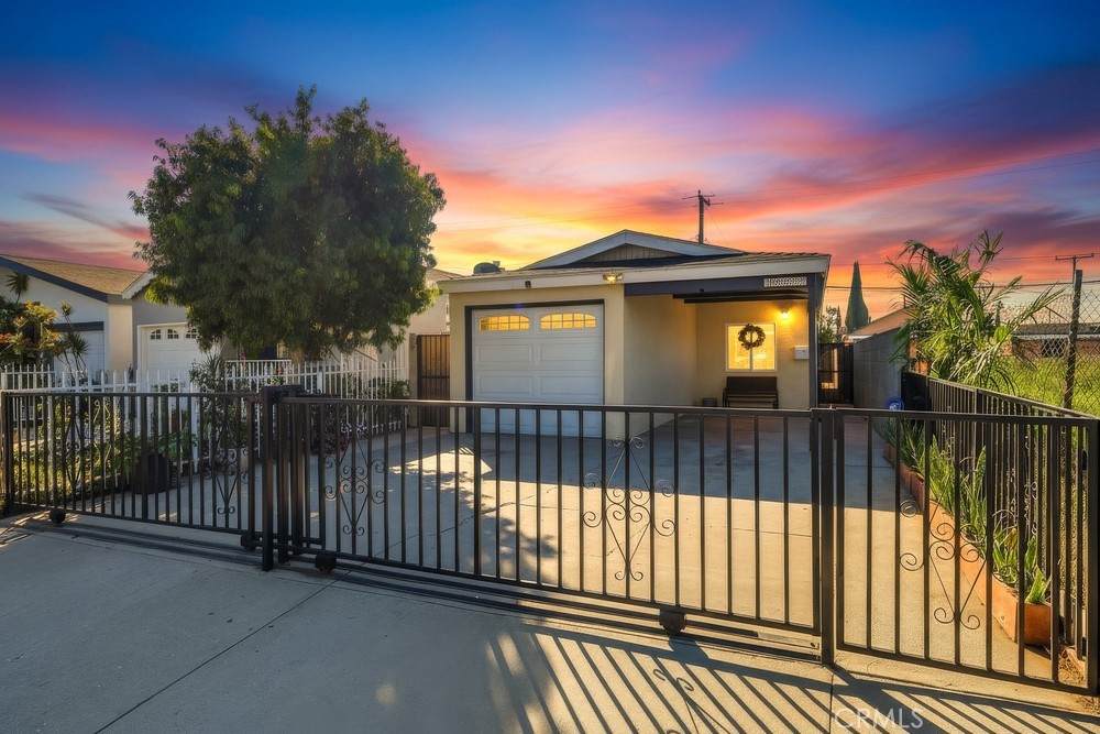 12220 211th Street - Photo 1