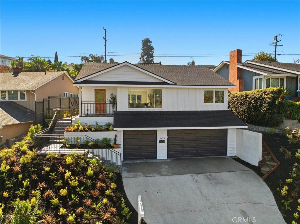 205 Vista Del Parque - Photo 1