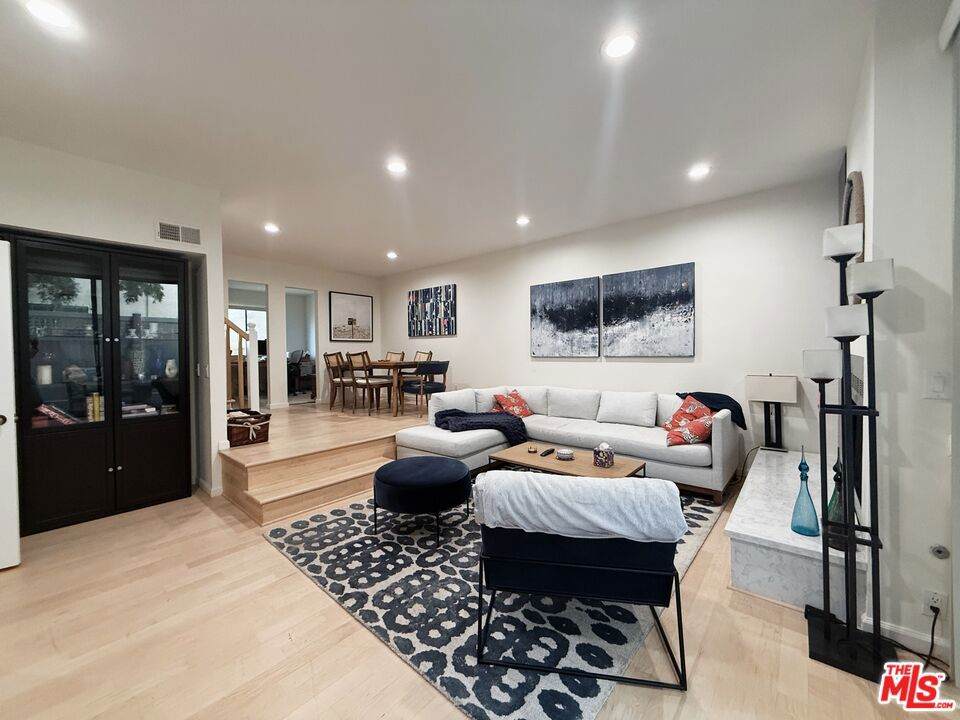 1224 Saltair Avenue - Photo 1