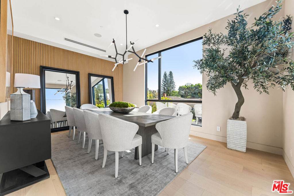 12119 Travis Street - Photo 1