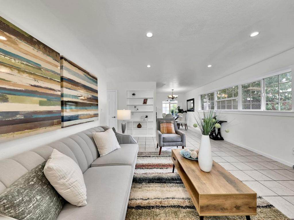 31959 Carroll Avenue - Photo 1