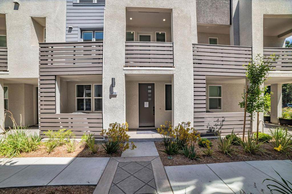 3106 Seashell Terrace - Photo 1