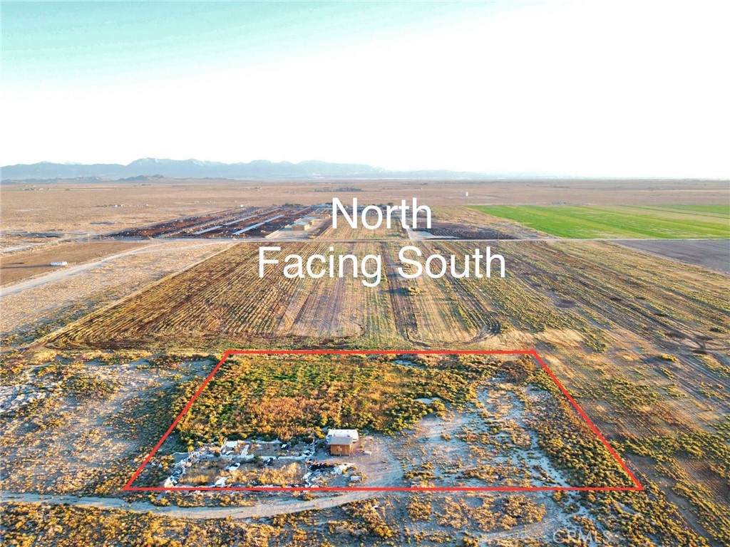 0 100 St E - Photo 1