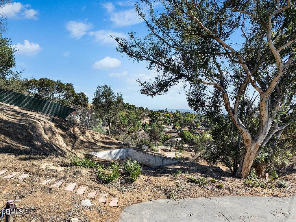 242 Taos Rd - Photo 1