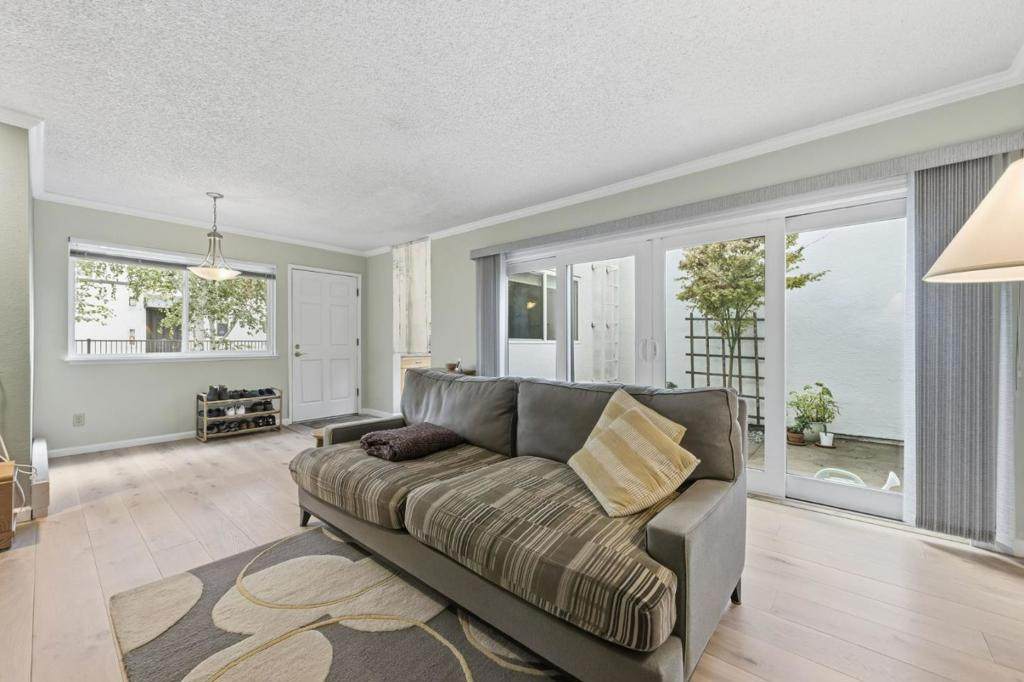 1919 Alameda De Las Pulgas - Photo 1