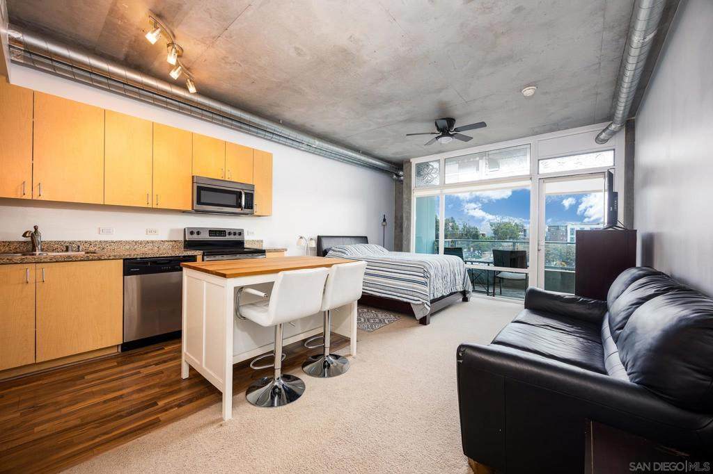 1080 Park Blvd - Photo 1