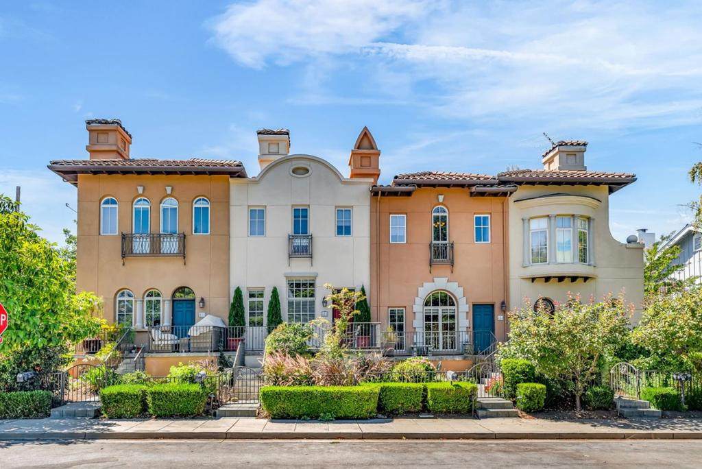 484 Gabilan Street - Photo 1