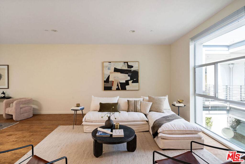 3119 Via Dolce - Photo 1