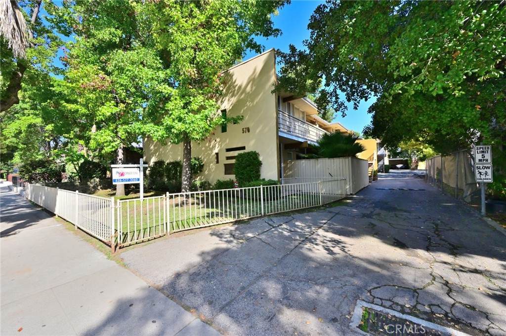 570 Madison - Photo 1