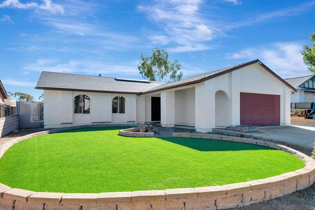 9421 Avenida Acero - Photo 1