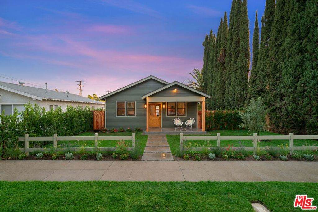 5252 Range View Avenue - Photo 1