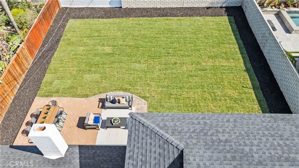 2316 La Linda - Photo 1