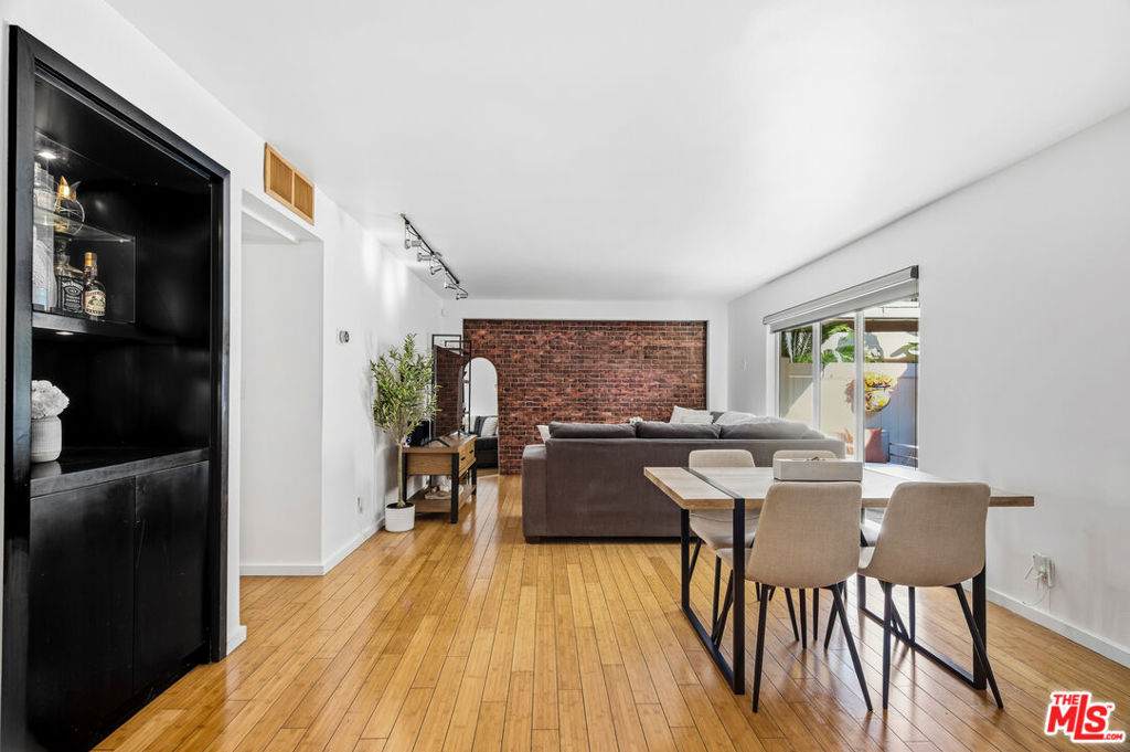 970 Palm Avenue - Photo 1