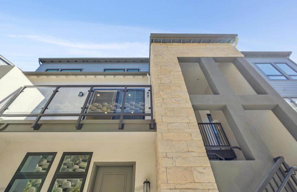 2417 Willow Way - Photo 1