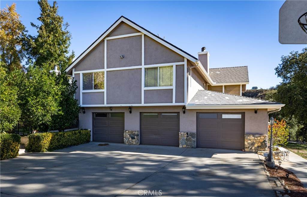 8620 Apple Tree - Photo 1