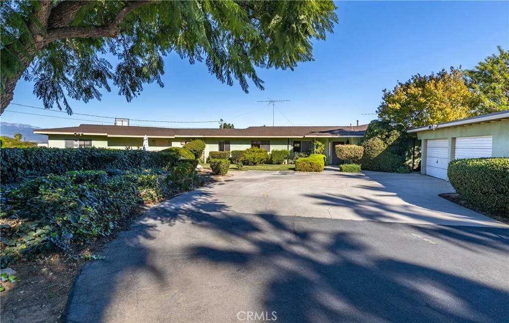 24479 Lawton - Photo 1