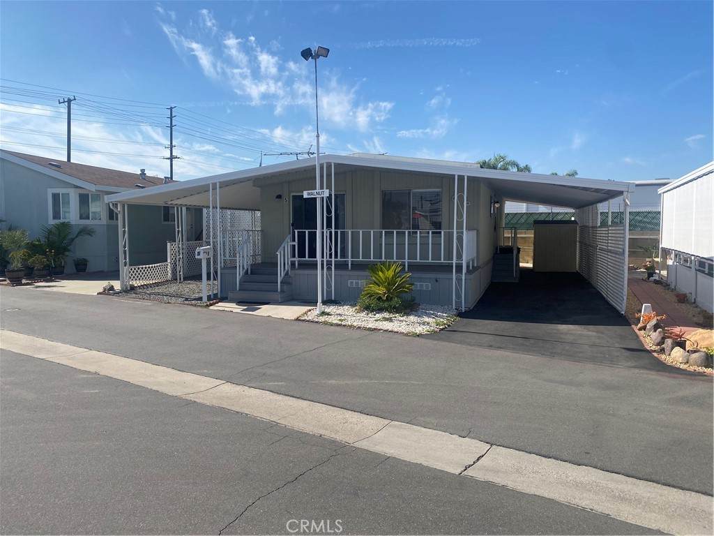 5 Walnut Via - Photo 1