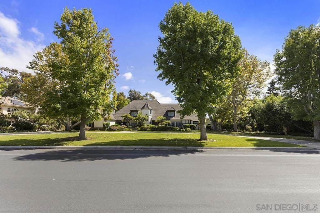 6350 Calle Del Campanario - Photo 1