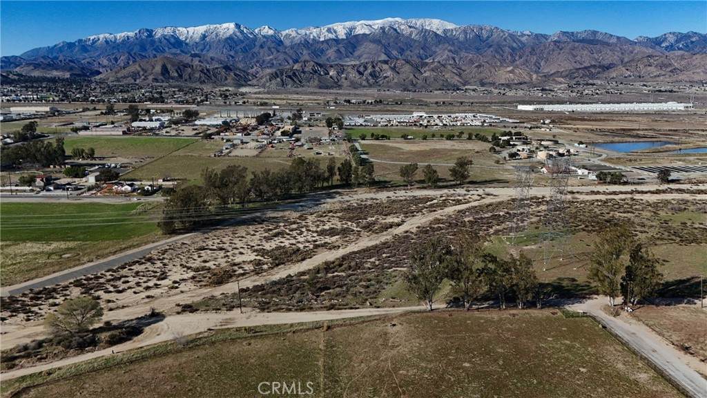 736 Porter Street - Photo 1